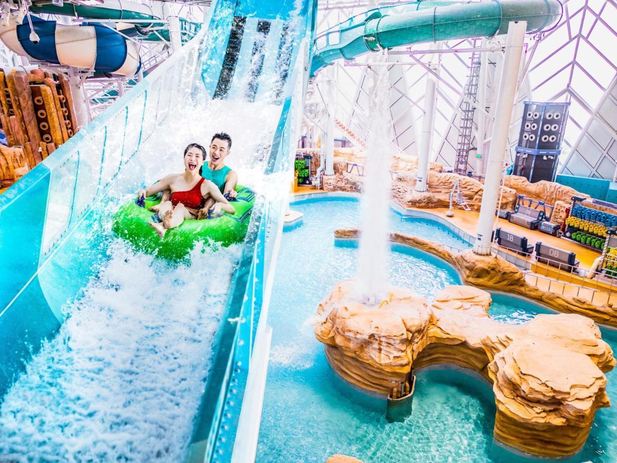 Studio City Hotel Makau Zewnętrze zdjęcie The water park
