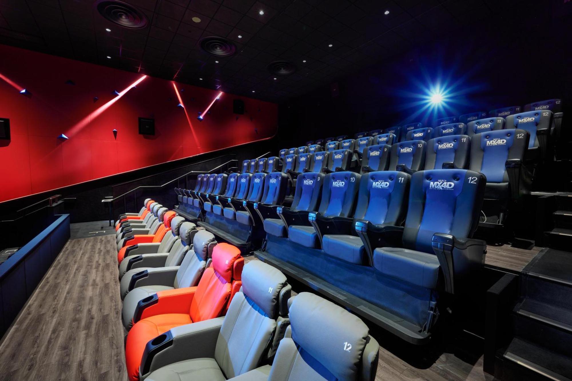 Studio City Hotel Makau Zewnętrze zdjęcie A typical screen at a multiplex