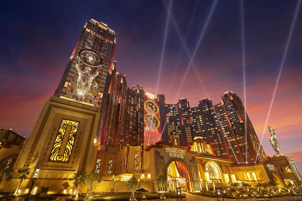 Studio City Hotel Makau Zewnętrze zdjęcie The Venetian Resort Macao