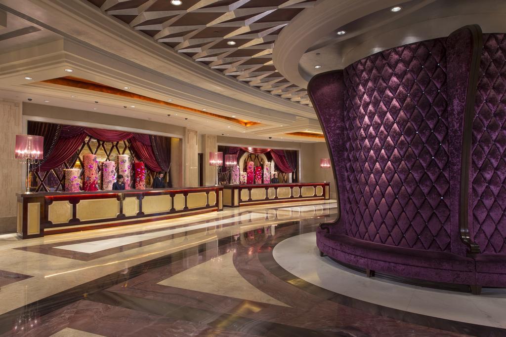 Studio City Hotel Makau Zewnętrze zdjęcie The lobby of the Wynn